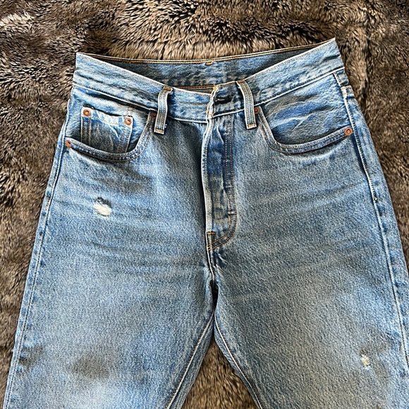 Levi’s 501 Skinny - Picture 1 of 6